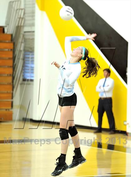 Thumbnail 2 in Villa Park @ Foothill photogallery.