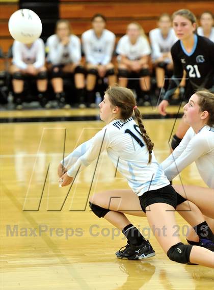 Thumbnail 3 in Villa Park @ Foothill photogallery.