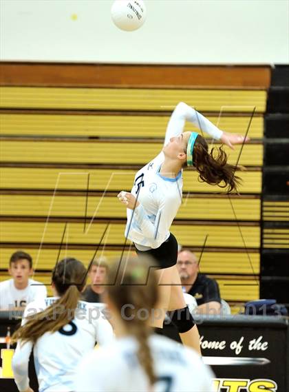 Thumbnail 2 in Villa Park @ Foothill photogallery.