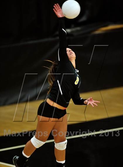 Thumbnail 3 in Villa Park @ Foothill photogallery.