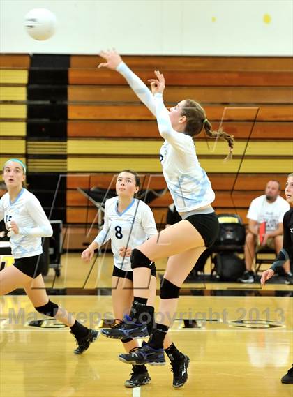 Thumbnail 2 in Villa Park @ Foothill photogallery.