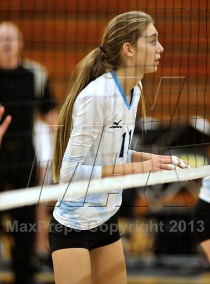 Thumbnail 3 in Villa Park @ Foothill photogallery.