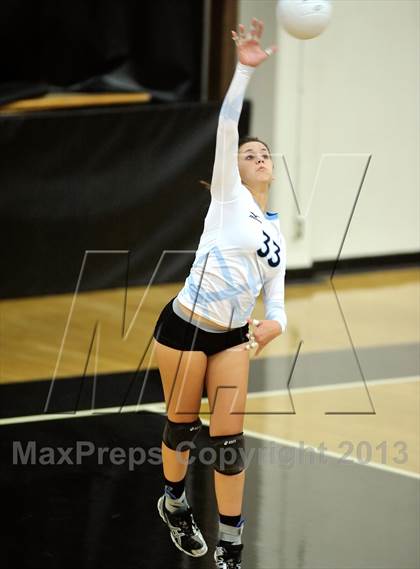 Thumbnail 3 in Villa Park @ Foothill photogallery.