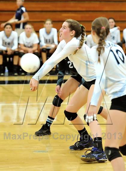 Thumbnail 3 in Villa Park @ Foothill photogallery.