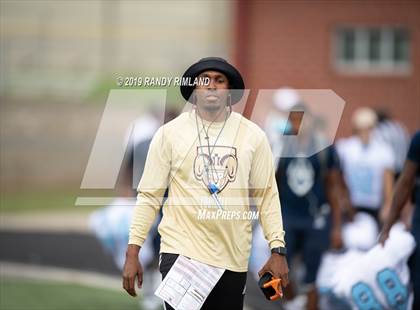 Thumbnail 3 in Hopewell vs. Harding University photogallery.