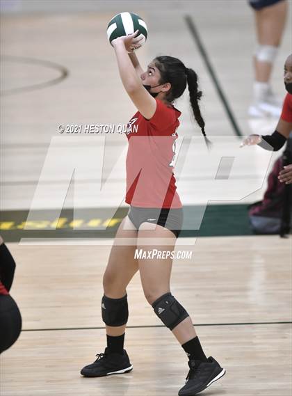 Thumbnail 3 in Lakewood vs. San Clemente (Dave Mohs Tournament) photogallery.