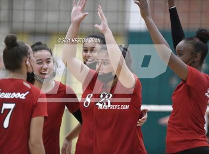 Thumbnail 2 in Lakewood vs. San Clemente (Dave Mohs Tournament) photogallery.