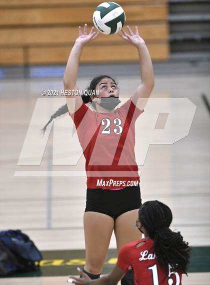 Thumbnail 1 in Lakewood vs. San Clemente (Dave Mohs Tournament) photogallery.