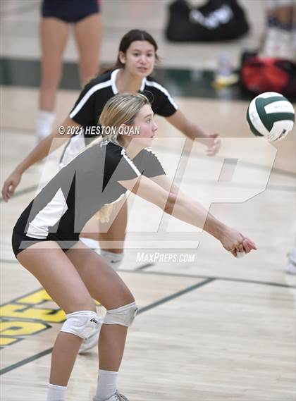 Thumbnail 1 in Lakewood vs. San Clemente (Dave Mohs Tournament) photogallery.