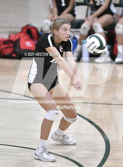 Thumbnail 1 in Lakewood vs. San Clemente (Dave Mohs Tournament) photogallery.