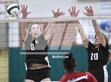 Thumbnail 3 in Lakewood vs. San Clemente (Dave Mohs Tournament) photogallery.