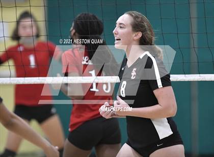 Thumbnail 2 in Lakewood vs. San Clemente (Dave Mohs Tournament) photogallery.