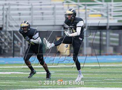 Thumbnail 2 in Franklin vs Central Tech (PIAA District10 AAA 1st Round) photogallery.