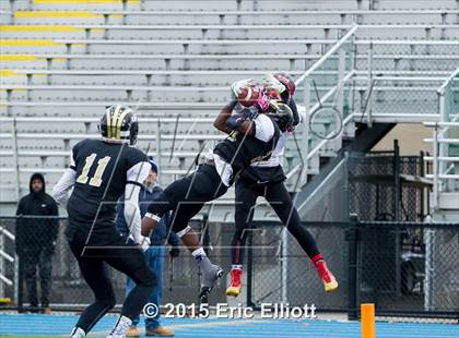 Thumbnail 2 in Franklin vs Central Tech (PIAA District10 AAA 1st Round) photogallery.