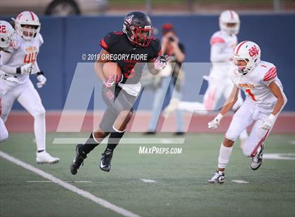 Thumbnail 3 in Village Christian vs. Whittier Christian photogallery.