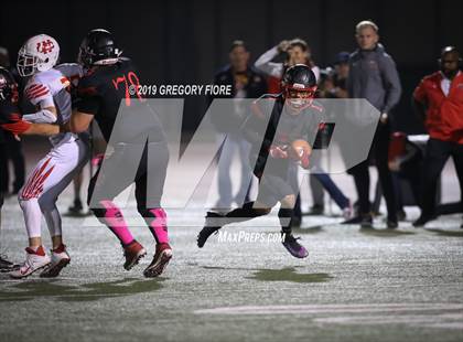 Thumbnail 3 in Village Christian vs. Whittier Christian photogallery.