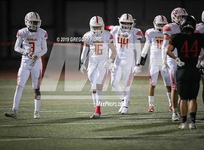 Thumbnail 2 in Village Christian vs. Whittier Christian photogallery.