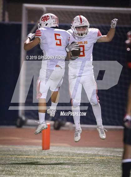Thumbnail 2 in Village Christian vs. Whittier Christian photogallery.