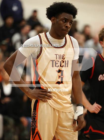 Thumbnail 2 in Old Rochester Regional vs Greater Lawrence Tech (MIAA Division 3 Round of 8) photogallery.