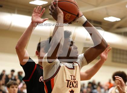 Thumbnail 2 in Old Rochester Regional vs Greater Lawrence Tech (MIAA Division 3 Round of 8) photogallery.