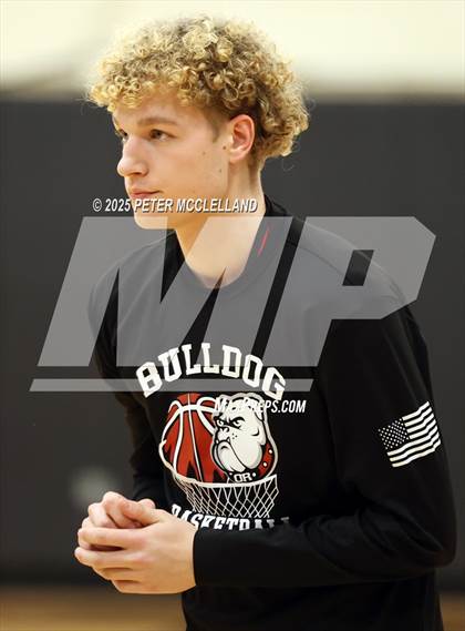 Thumbnail 2 in Old Rochester Regional vs Greater Lawrence Tech (MIAA Division 3 Round of 8) photogallery.