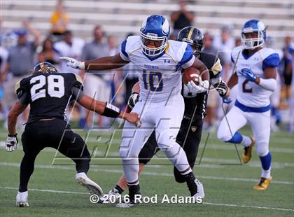 Thumbnail 3 in Omaha North @ Lincoln Southeast photogallery.