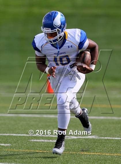 Thumbnail 1 in Omaha North @ Lincoln Southeast photogallery.
