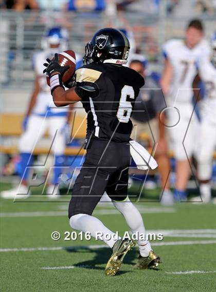 Thumbnail 2 in Omaha North @ Lincoln Southeast photogallery.