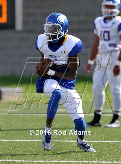 Thumbnail 1 in Omaha North @ Lincoln Southeast photogallery.