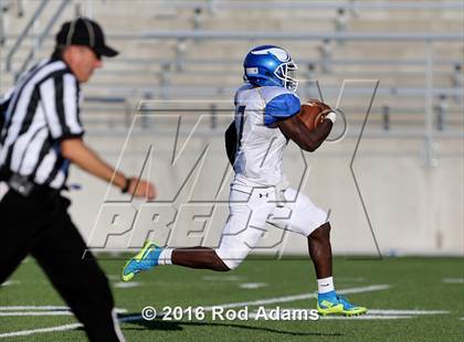 Thumbnail 2 in Omaha North @ Lincoln Southeast photogallery.