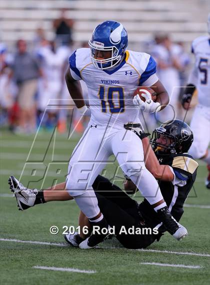 Thumbnail 2 in Omaha North @ Lincoln Southeast photogallery.