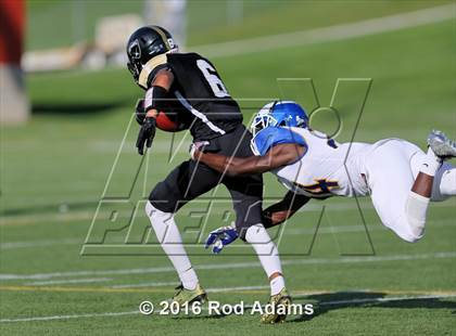 Thumbnail 2 in Omaha North @ Lincoln Southeast photogallery.