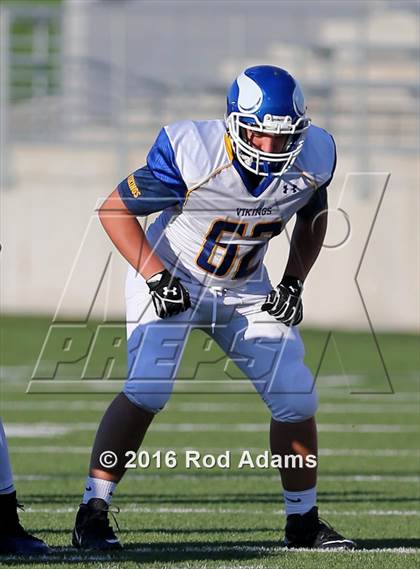 Thumbnail 3 in Omaha North @ Lincoln Southeast photogallery.