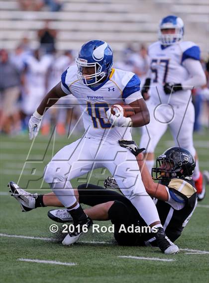 Thumbnail 3 in Omaha North @ Lincoln Southeast photogallery.