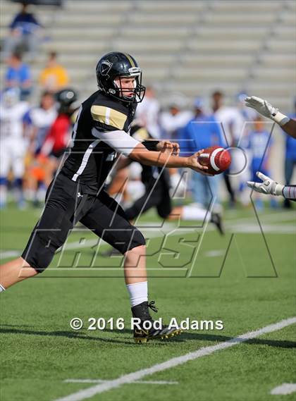 Thumbnail 2 in Omaha North @ Lincoln Southeast photogallery.