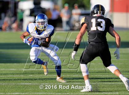 Thumbnail 2 in Omaha North @ Lincoln Southeast photogallery.