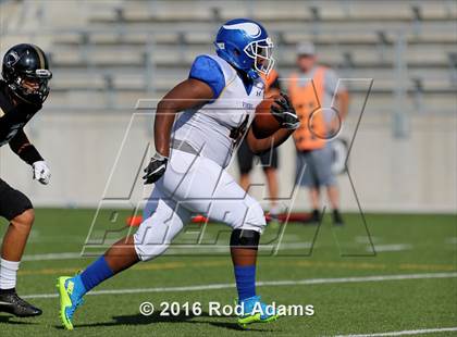 Thumbnail 2 in Omaha North @ Lincoln Southeast photogallery.