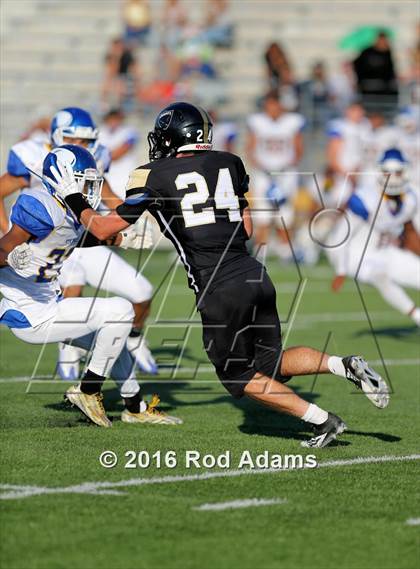 Thumbnail 2 in Omaha North @ Lincoln Southeast photogallery.