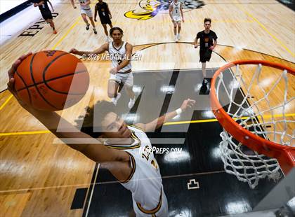 Thumbnail 1 in Archbishop Moeller @ Centerville photogallery.