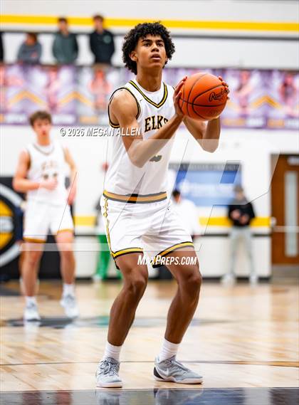 Thumbnail 1 in Archbishop Moeller @ Centerville photogallery.