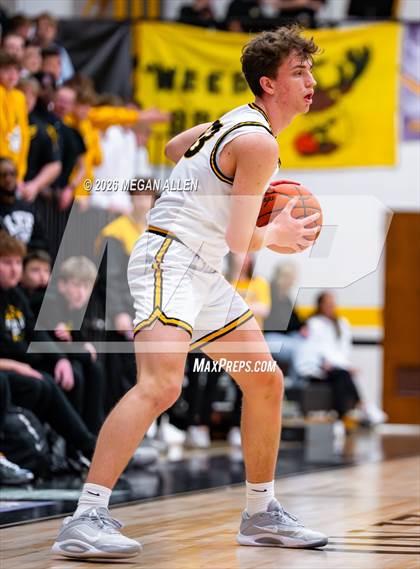 Thumbnail 2 in Archbishop Moeller @ Centerville photogallery.