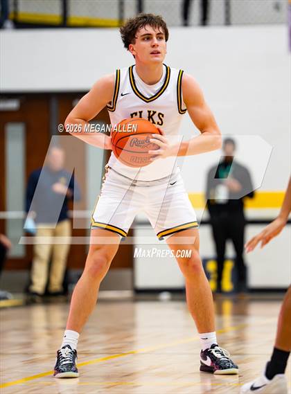 Thumbnail 2 in Archbishop Moeller @ Centerville photogallery.