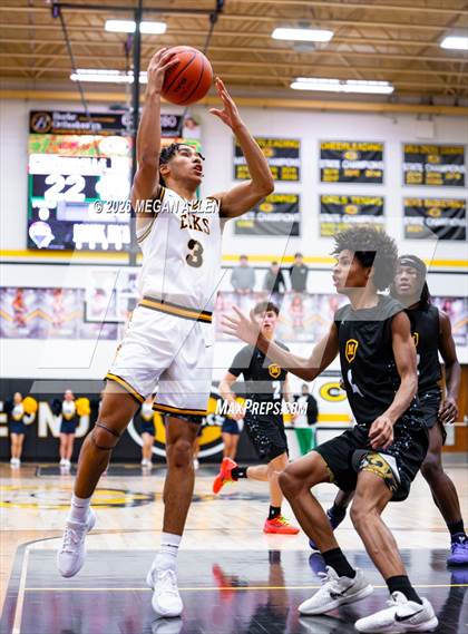 Thumbnail 1 in Archbishop Moeller @ Centerville photogallery.