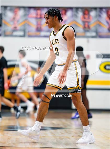 Thumbnail 1 in Archbishop Moeller @ Centerville photogallery.