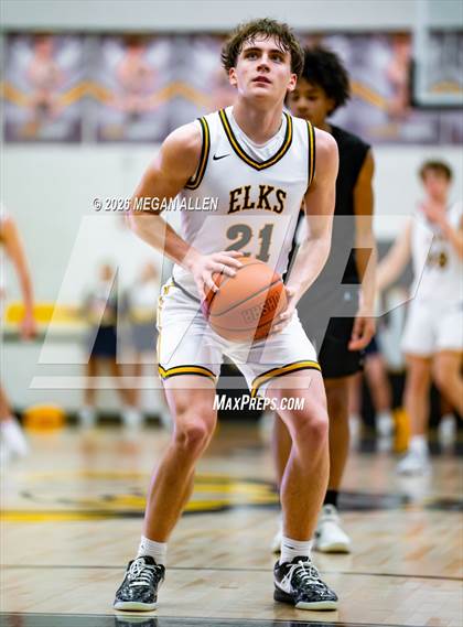 Thumbnail 3 in Archbishop Moeller @ Centerville photogallery.