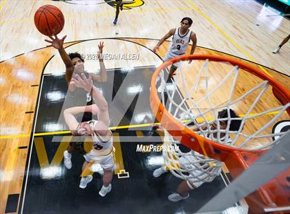 Thumbnail 2 in Archbishop Moeller @ Centerville photogallery.