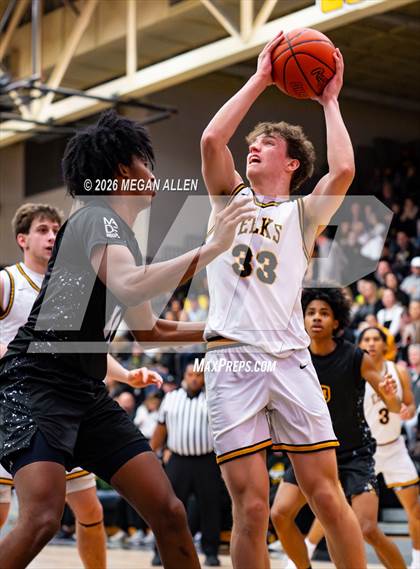 Thumbnail 1 in Archbishop Moeller @ Centerville photogallery.
