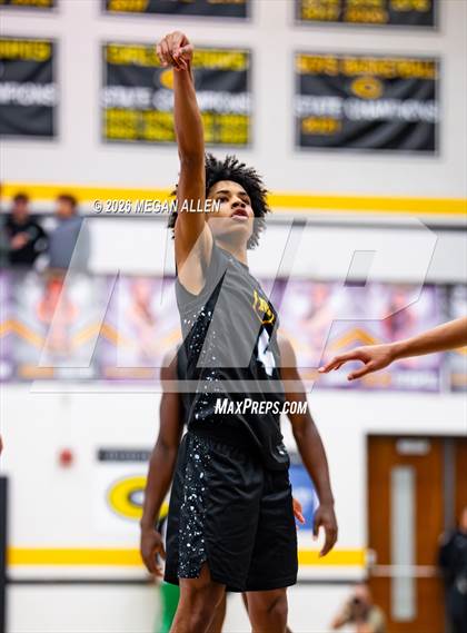 Thumbnail 3 in Archbishop Moeller @ Centerville photogallery.