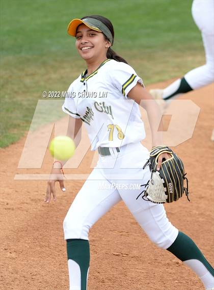 Thumbnail 2 in Moorpark vs. Temple City (CIF SS D4 Final) photogallery.