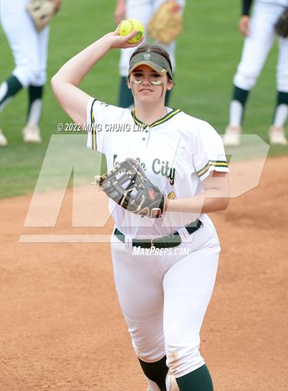 Thumbnail 2 in Moorpark vs. Temple City (CIF SS D4 Final) photogallery.